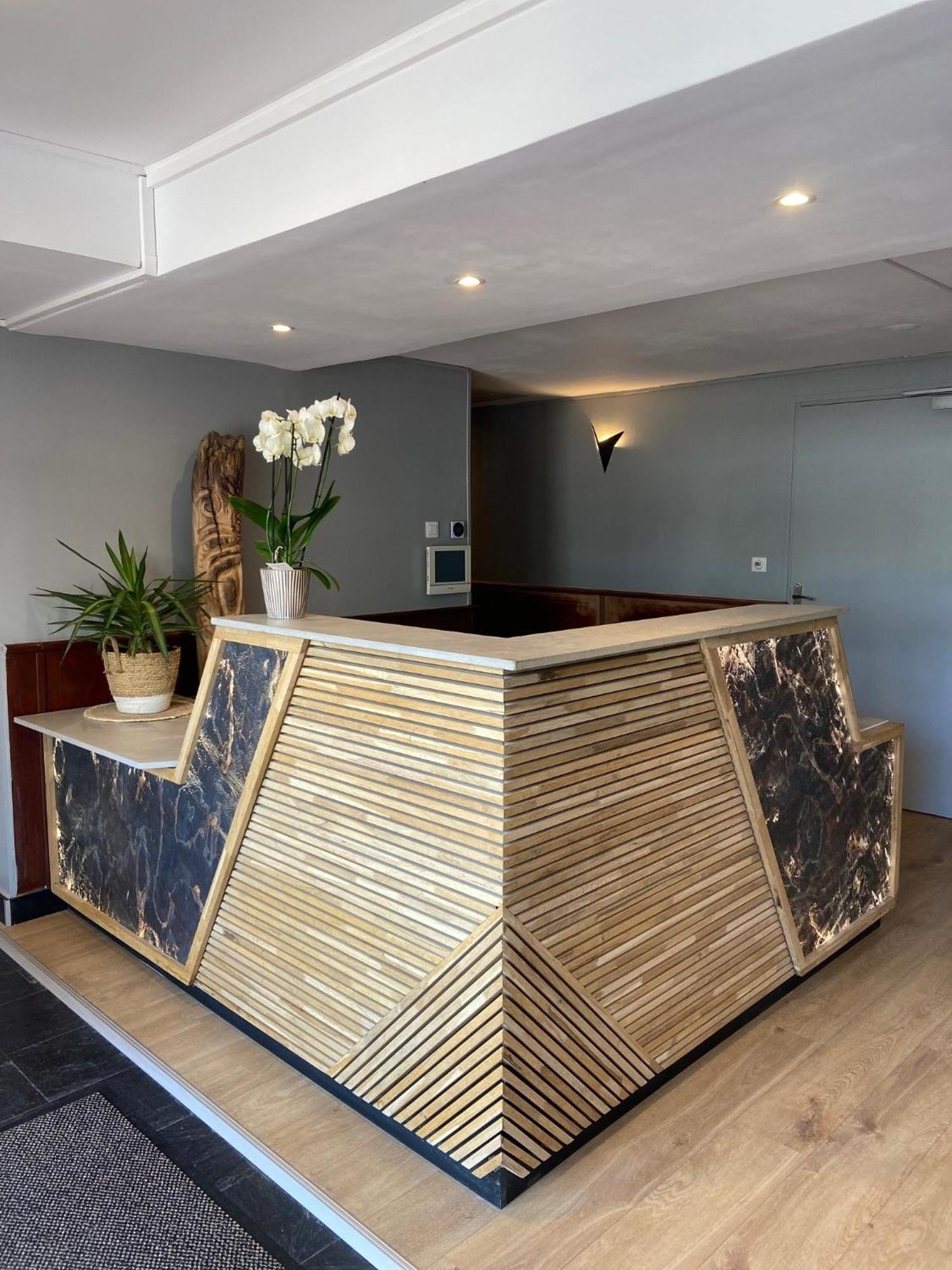 Logis Hotel - La Petite Rade Le Havre Dış mekan fotoğraf
