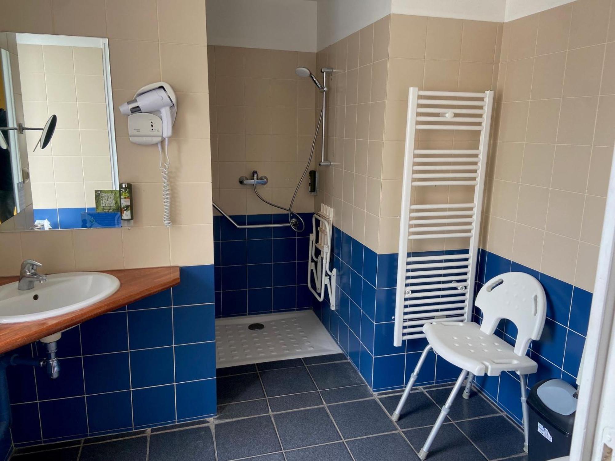 Logis Hotel - La Petite Rade Le Havre Dış mekan fotoğraf