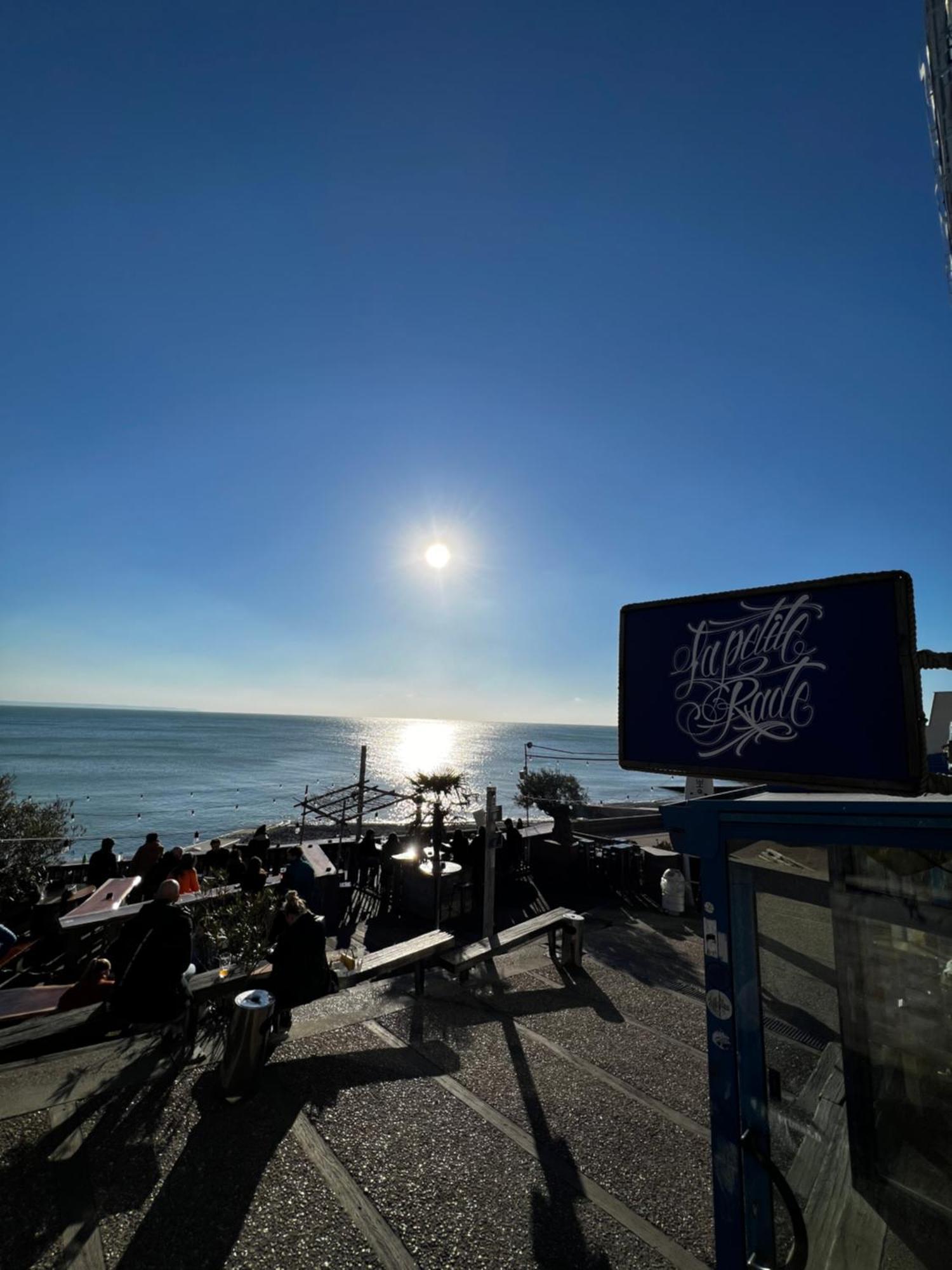 Logis Hotel - La Petite Rade Le Havre Dış mekan fotoğraf